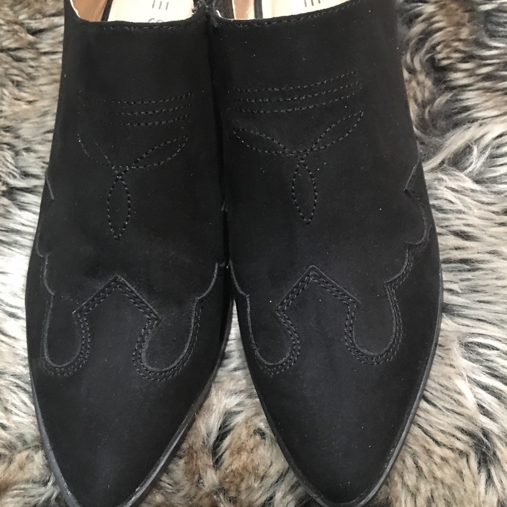 Esprit Diane Black Mules Rustic Slip On!!!